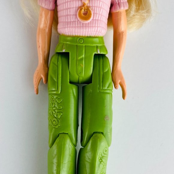 Fisher Price Loving Family Mom Girl Blond Pink Shirt Necklace Green Pants Figure - Picture 4 of 5